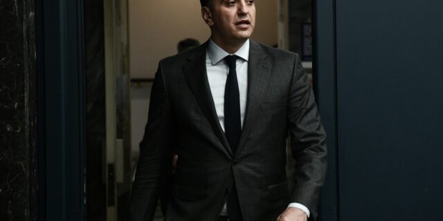 Κάλεσμα Κικίλια σε γιατρούς: Μπείτε στο ΕΣΥ