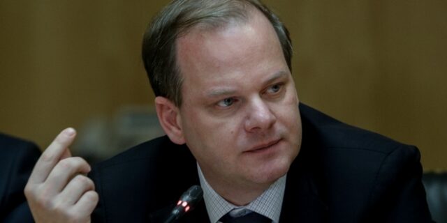 Καραμανλής για κορονοϊό: Αυξημένα τα μέτρα στα μέσα μαζικής μεταφοράς