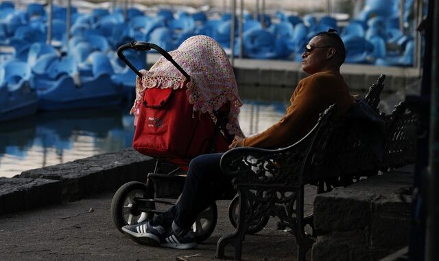 Κορονοϊός στις ΗΠΑ: Έχασε τη “μάχη” βρέφος που είχε μολυνθεί