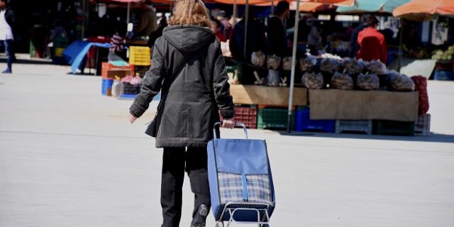 Ρόδος: Επέμβαση της αστυνομίας για τη διακοπή λειτουργίας λαϊκής αγοράς