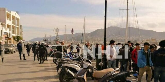 Λέσβος: Απωθεί η αστυνομία τους αιτούντες άσυλο