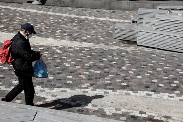 Πάνω από 40 παραβάτες των μέτρων κατά του κορονοϊού σε όλη την Ελλάδα
