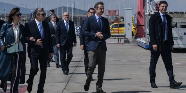 Κορονοϊός: Παραδόθηκε το μεγαλύτερο μέρος των προστατευτικών μασκών,  από το ίδρυμα Ωνάση