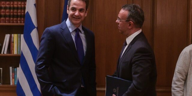 “Κλείδωσαν” τα μέτρα στήριξης για τον Απρίλιο – Παρουσιάζονται τη Δευτέρα