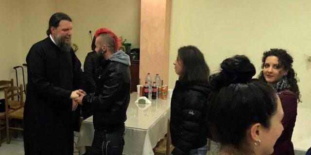 Κορονοϊός: Διαδικτυακές συναντήσεις μέσω Facebook του Μητροπολίτη Ν. Ιωνίας με τους νέους
