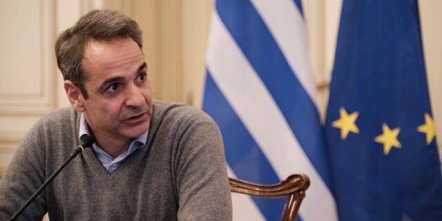 Μητσοτάκης για κορονοϊό: “Καλώ υπουργούς, υφυπουργούς και βουλευτές της ΝΔ να καταθέσουν το 50% του μισθού τους”