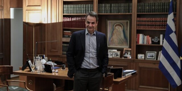 Μητσοτάκης για Παγκόσμια Ημέρα της Γυναίκας: “Να εργαστούμε ώστε να εξαλειφθεί η ανισότητα”