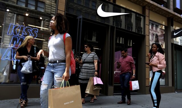 Κορονοϊός: Η Nike κλείνει καταστήματα σε ΗΠΑ, Δυτική Ευρώπη, αλλά όχι στην Κίνα