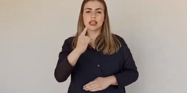 Κορονοϊός: Εθελοντές στα Τρίκαλα γύρισαν βίντεο με πληροφορίες στη νοηματική