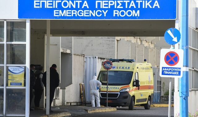 Θετική για δεύτερη φορά στον κορονοϊό 74χρονη από την Ηλεία