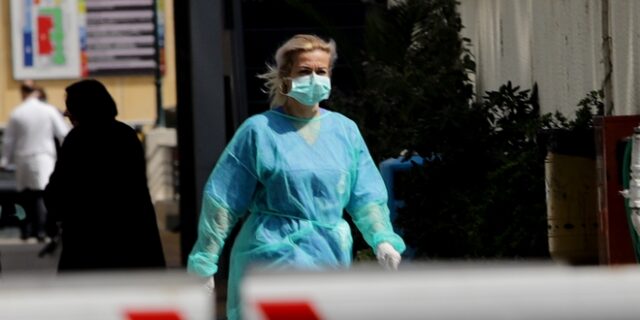 Κορονοϊός: Στα 530 τα κρούσματα στην Ελλάδα – 35 νέα. Έκκληση Τσιόδρα για σεβασμό στους νεκρούς