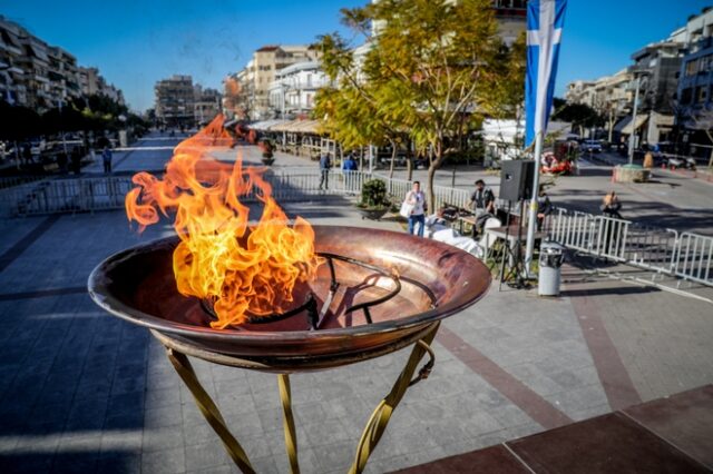 Ολυμπιακοί Αγώνες: Η ΕΟΕ διέκοψε την Ολυμπιακή Λαμπαδηδρομία