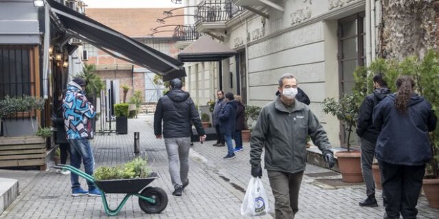 Οι 10 ημέρες που θα δείξουν αν αποδίδουν τα μέτρα κατά του κορονοϊού