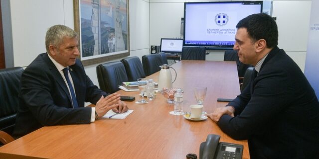 Περιφέρεια Αττικής και ΙΣΑ απέστειλαν 75.000 μάσκες και γάντια σε 1.500 ιατρεία της Αθήνας