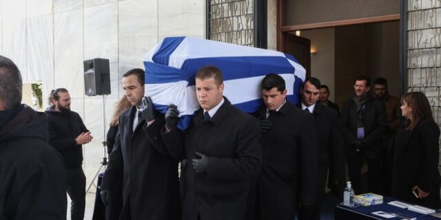 Κηδεύτηκε ο πρώην πρόεδρος της Βουλής Φίλιππος Πετσάλνικος