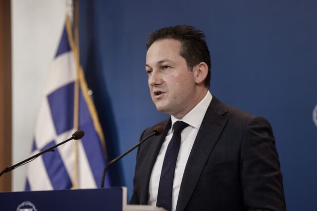 Κορονοϊός: Θετική στον ιό η σύζυγος του Στ. Πέτσα