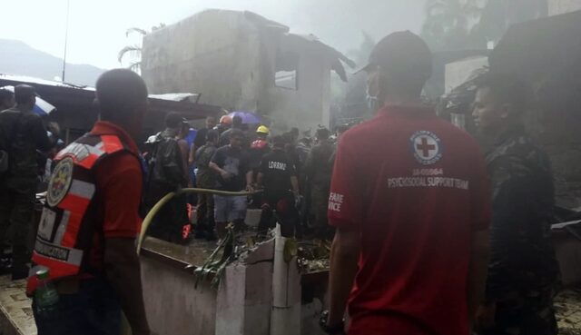 Φιλιππίνες: Αεροσκάφος έπιασε φωτιά στην απογείωση – 8 νεκροί