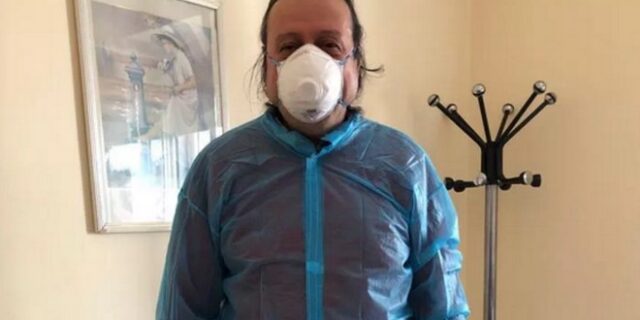 Συγκλονίζει η κόρη Ιταλού γιατρού: “Είχε συμπτώματα 6 μέρες και δεν του έκαναν τεστ”