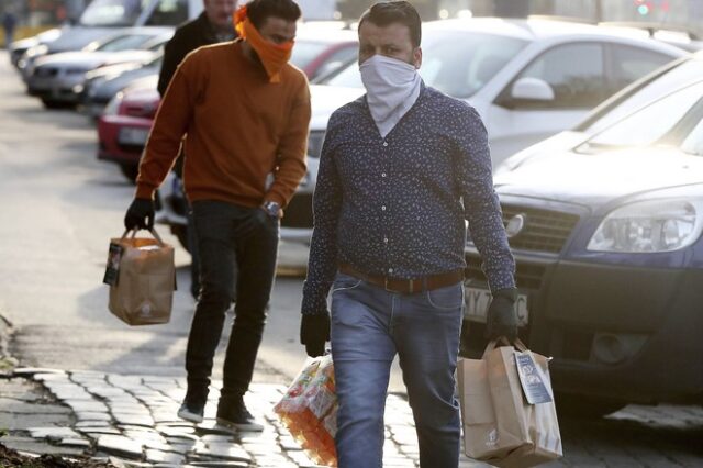 Κορονοϊός – Πολωνία: Εφαρμογή σε κινητό “παρακολουθεί” πολίτες σε καραντίνα