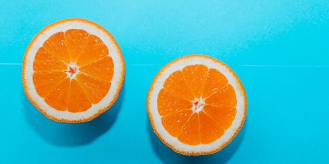9 τροφές που έχουν περισσότερη βιταμίνη C από ένα πορτοκάλι