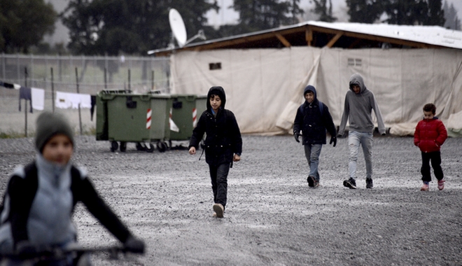 Κορονοϊός: Περιορισμός κίνησης προσφύγων και μεταναστών στα ΚΥΤ