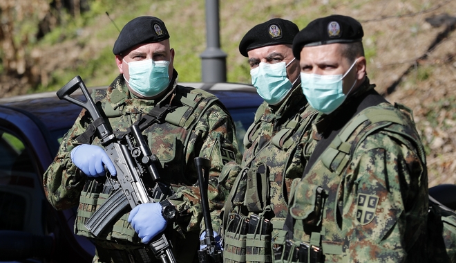 Κορονοϊός: Είκοσι στρατιώτες του ΝΑΤΟ βρέθηκαν θετικοί στον ιό