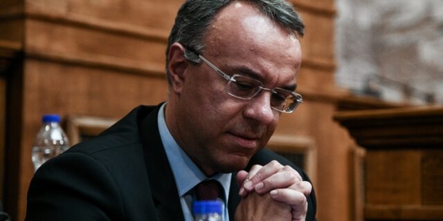 Κορονοϊός: Ο ΙΣΑ ζητά οικονομικά μέτρα με επιστολή στον Χρήστο Σταϊκούρα