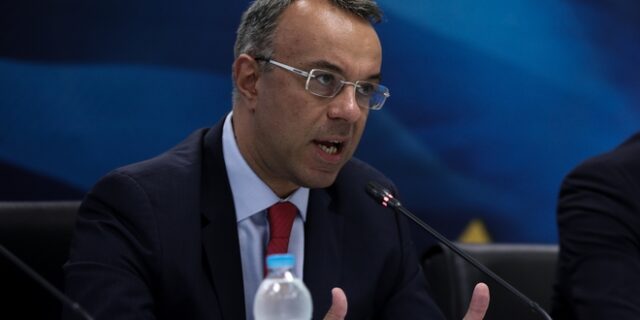 Κορονοϊός-μέτρα: Αναστολή πληρωμής ΦΠΑ και οφειλών για 4 μήνες