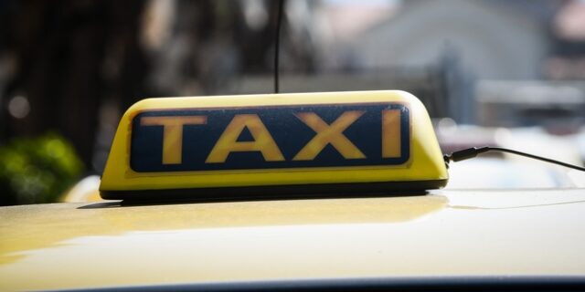 Αθώος ο ηθοποιός που κατηγορήθηκε για βιασμό οδηγού ταξί