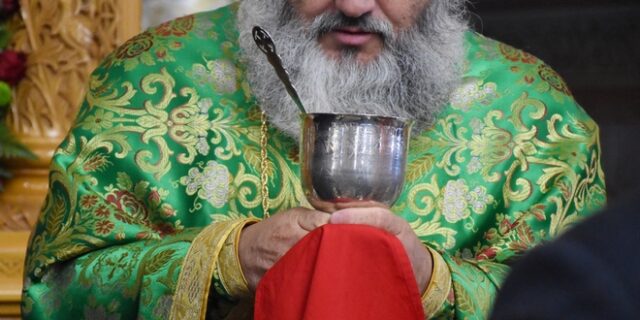 Κορονοϊός και Θεία Κοινωνία σε μια χώρα καρναβάλι
