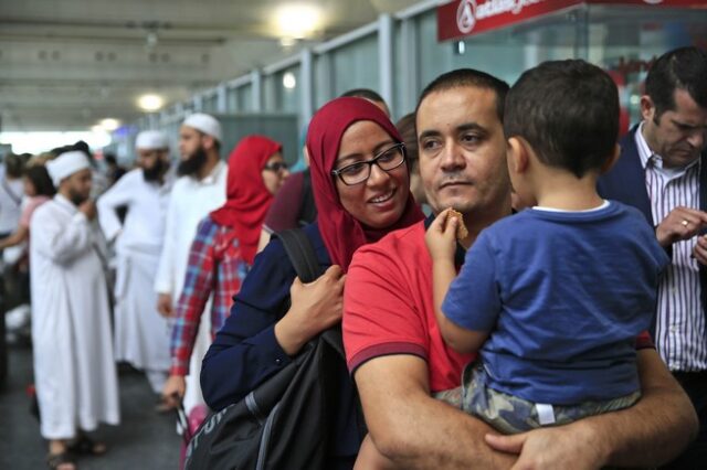 Κορονοϊός: Πάνω από 1.000 Αλγερινοί έχουν εγκλωβιστεί στη Κωνσταντινούπολη