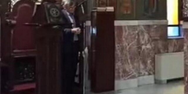 Σωτήρης Τσιόδρας: Έψαλλε στη θεία λειτουργία της Σταυροπροσκυνήσεως