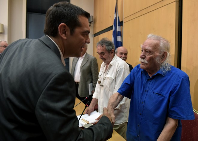 Τσίπρας για Γλέζο: “Η Ελλάδα έχασε έναν σπουδαίο μαχητή πρώτης γραμμής”