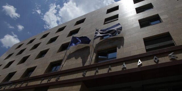 Κορονοϊός: Συνεχίζεται κανονικά η λειτουργία των τραπεζών