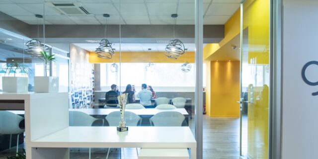 British American Tobacco Hellas: Smart Working για τους εργαζόμενους με εργασία από το σπίτι και αυξημένες αποδοχές