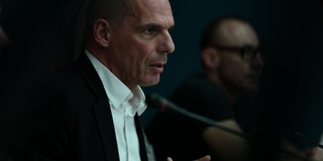 ΜέΡΑ25: Τα χειροκροτήματα της κυβέρνησης στους υγειονομικούς αντικαταστάθηκαν με αυταρχισμό