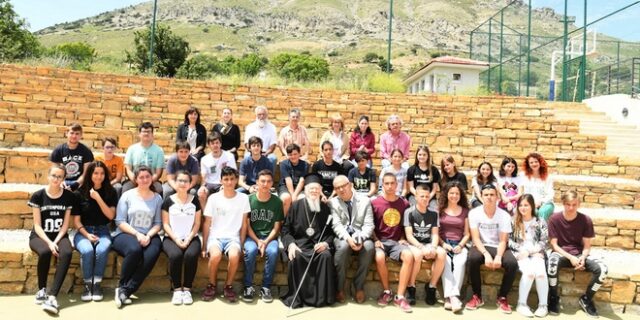 Στήριξη στους ηλικιωμένους Ίμβρου και Τενέδου από Μητρόπολη και μαθητές