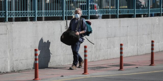 Ο δήμος Πειραιά ετοιμάζει ειδικές μάσκες για το νοσηλευτικό προσωπικό της πόλης