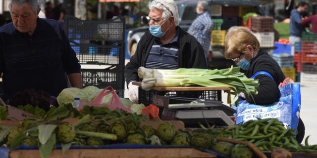 Σχέδιο για “σπάσιμο” των λαϊκών αγορών στα δύο