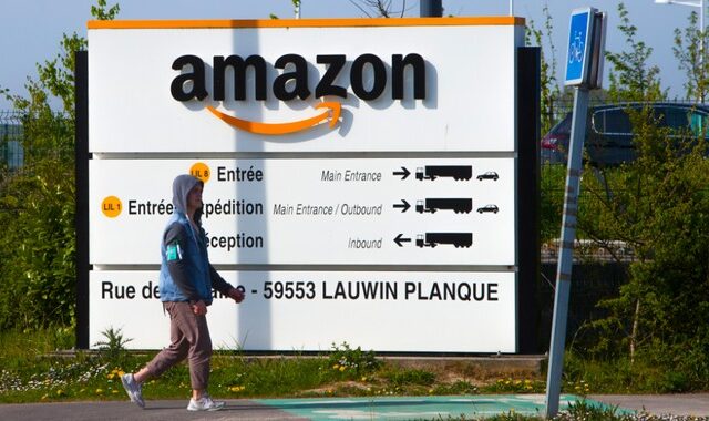 ΗΠΑ: Απεργούν περισσότεροι από 300 εργαζόμενοι της Amazon
