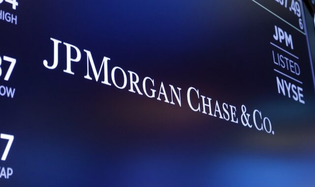 Υψηλόβαθμο στέλεχος της JPMorgan απολύθηκε με αφορμή το WhatsApp