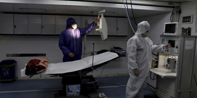 Ιράν: Υπεραιωνόβια ετών 107 νίκησε τον κορονοϊό