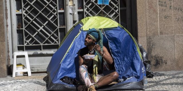 Η πανδημία και οι νέες στρατιές των απελπισμένων
