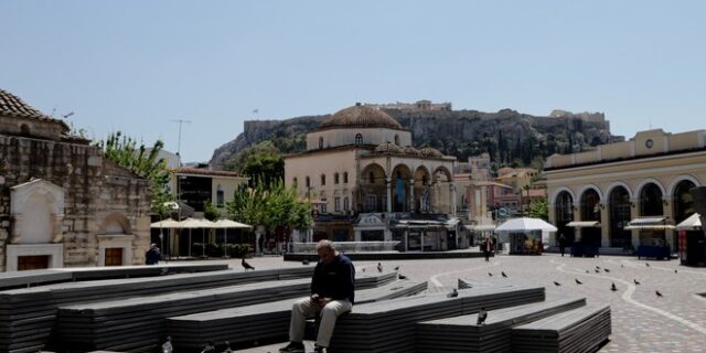 Eurobank: Ύφεση έως 10,6% στην Ελλάδα το 2020