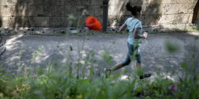 Lockdown: Ανοχή για το τρέξιμο σε πάρκα και τις βόλτες στο βουνό