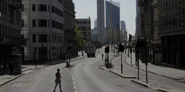 Κορονοϊός – Βρετανία: Μικρή μείωση του αριθμού των νεκρών το τελευταίο 24ωρο