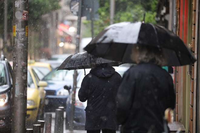 Καιρός: Νέα επιδείνωση το Σαββατοκύριακο με καταιγίδες και ανέμους