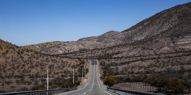 “Το να ζεις χωρίς νερό είναι φρικτό”: Ιστορική ξηρασία πλήττει τη Χιλή