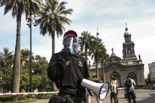 Κορονοϊός: Ρεκόρ ημερήσιων θανάτων στη Χιλή – Ετοιμάζουν τάφους
