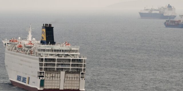 Πλοίο “Eλ. Βενιζέλος”: Θα γίνει ελλιμενισμός. Σε καραντίνα εντός οι θετικοί σε κορονοϊό